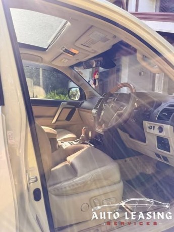 toyota-land-cruiser-prado-tx-trj150-2017-big-3