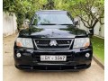 mitsubishi-montero-v6-small-0