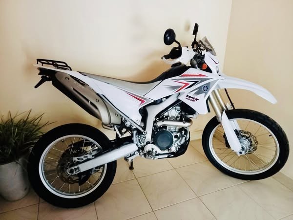 yamaha-wr-250r-big-4