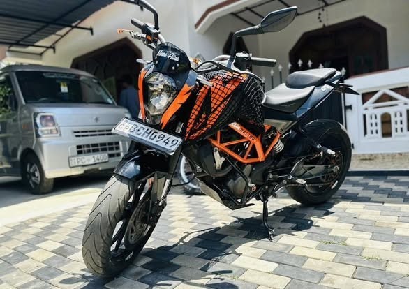 ktm-duke-big-2