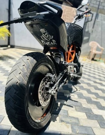 ktm-duke-big-1