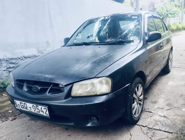 hyundai-accent-2002-big-4