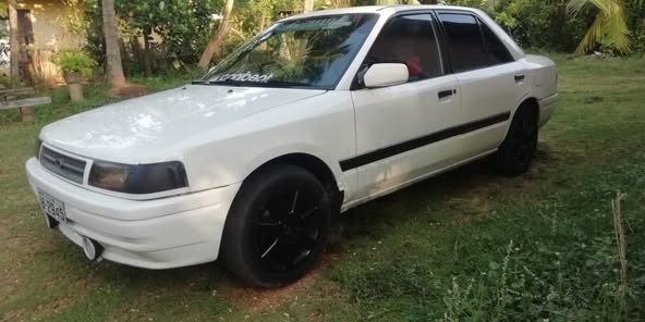 mazda-familia-bj3-big-3