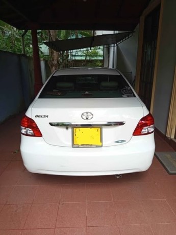 toyota-belta-big-1