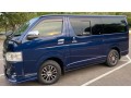 toyota-hiace-kdh-201-original-super-gl-small-1