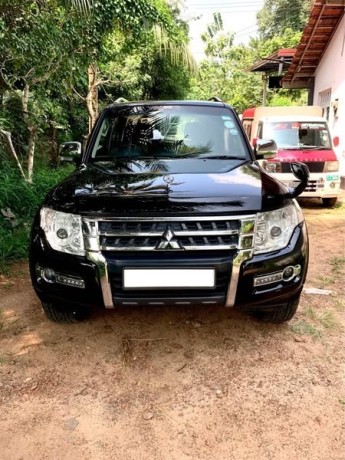 mitsubishi-montero-2015-big-0