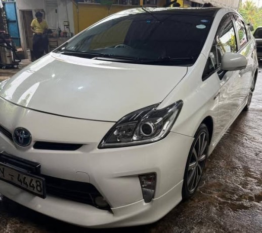 for-sale-toyota-prius-automatic-hibrid-20122014-big-4