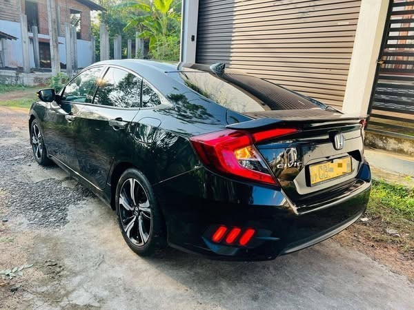 honda-civic-sedan-tech-pack-2019-big-1