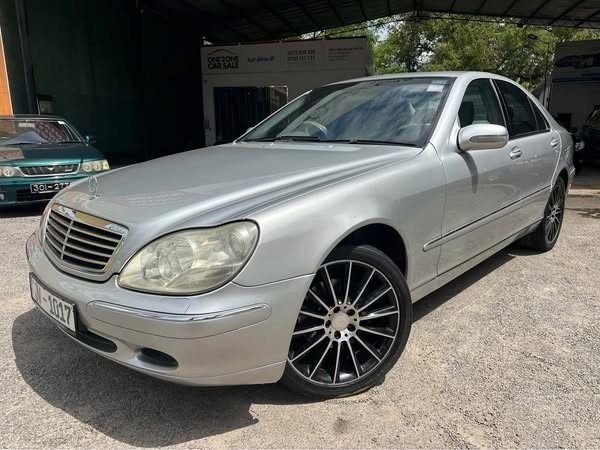 mercedes-benz-s320-big-2