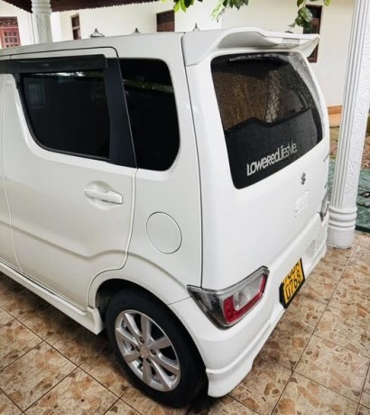 suzuki-wagon-r-fz-2018-big-1
