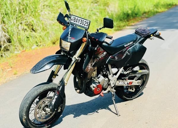 suzuki-drz-400-k8-registered-big-2