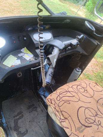 bajaj-piaggio-big-6