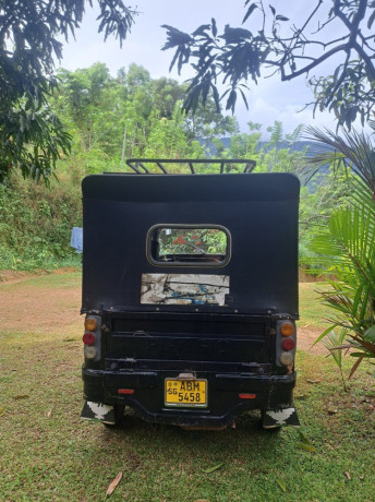 bajaj-piaggio-big-5