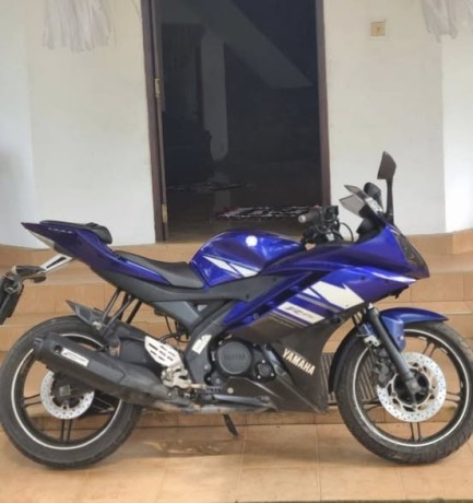 yamaha-r15-2017-big-1