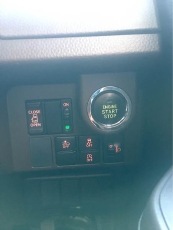 toyota-roomy-gs-fully-loaded-big-3