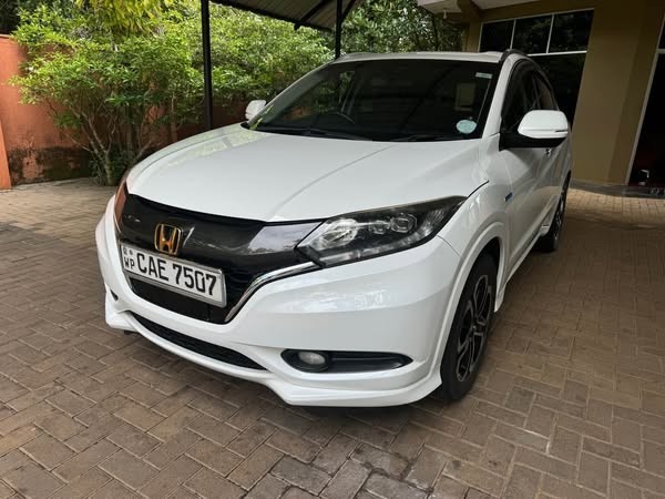 honda-vezel-z-orange-package-big-2