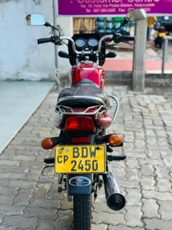 bajaj-ct-100-big-3