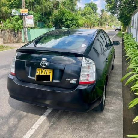 toyota-prius-2nd-generation-for-sale-big-3