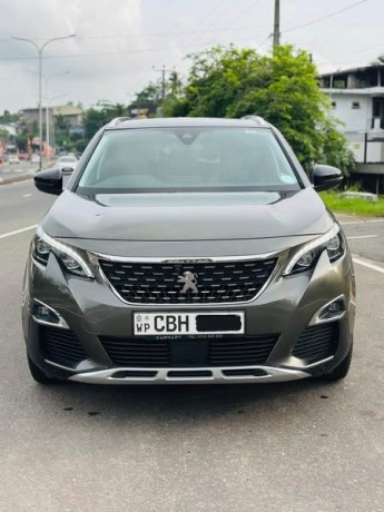 peugeot-5008-2019-big-2