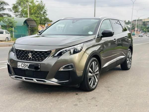 peugeot-5008-2019-big-0