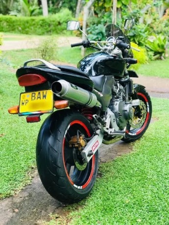honda-hornet-250-2014-big-1
