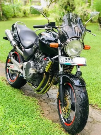 honda-hornet-250-2014-big-0
