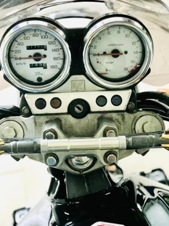 honda-hornet-250-2014-big-2