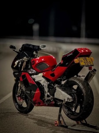 honda-cbr-mc22-ch-101-big-3