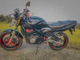 suzuki-bandit-250v-mc-registered