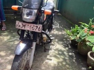 bajaj-byk