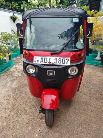 bajaj-re-4stroke-big-8