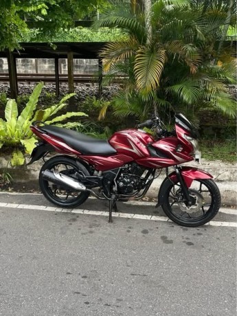 bajaj-discovery-150f-big-0