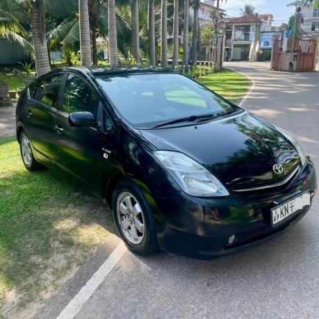 toyota-prius-nhw20-2nd-gen-big-3