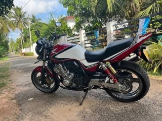 honda-cb-4-revo-2012