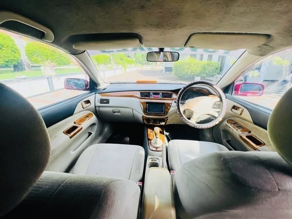 mitsubishi-lancer-cs3-glx-big-4