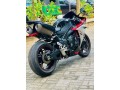 yamaha-yzf-r1-2011-small-1