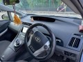 toyota-prius-2011-top-condition-small-3