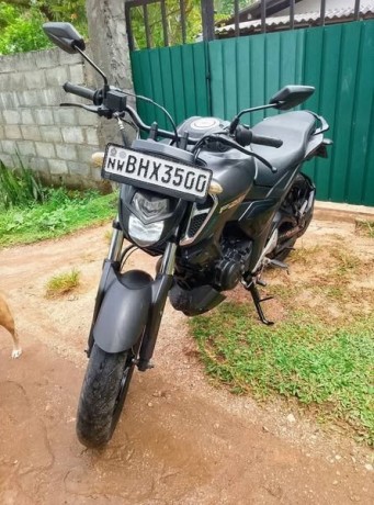 yamaha-fz-v3-big-1