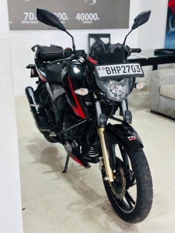 tvs-apache-rtr-200-big-0