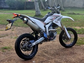 yamaha-wr-250-r-2015-registered