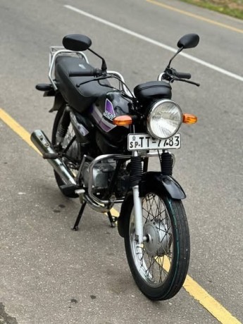 hero-honda-down-big-0