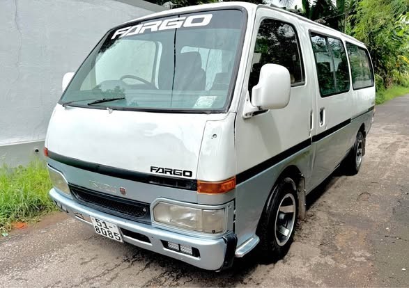 isuzu-fargo-big-0