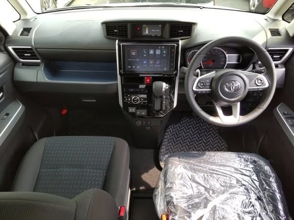 for-sale-toyota-roomy-2024-custom-g-big-4