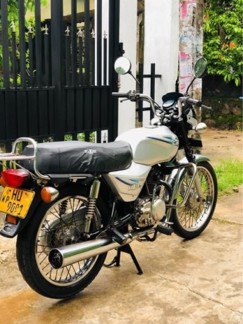 bajaj-boxer-big-2