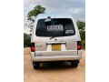 nissan-vanette-lion-face-small-3