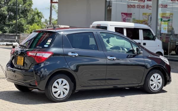 toyota-vitz-editon-1-big-2