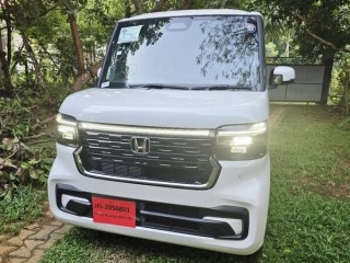 honda-nbox-custom-turbo-2025-model