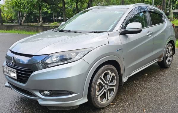 for-sale-honda-vezel-z-grade-big-4