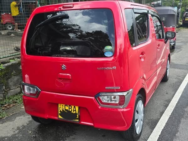 suzuki-wagon-r-fx-big-2