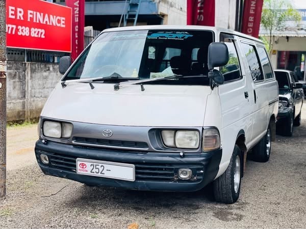 toyota-townace-lotto-cr27-big-1